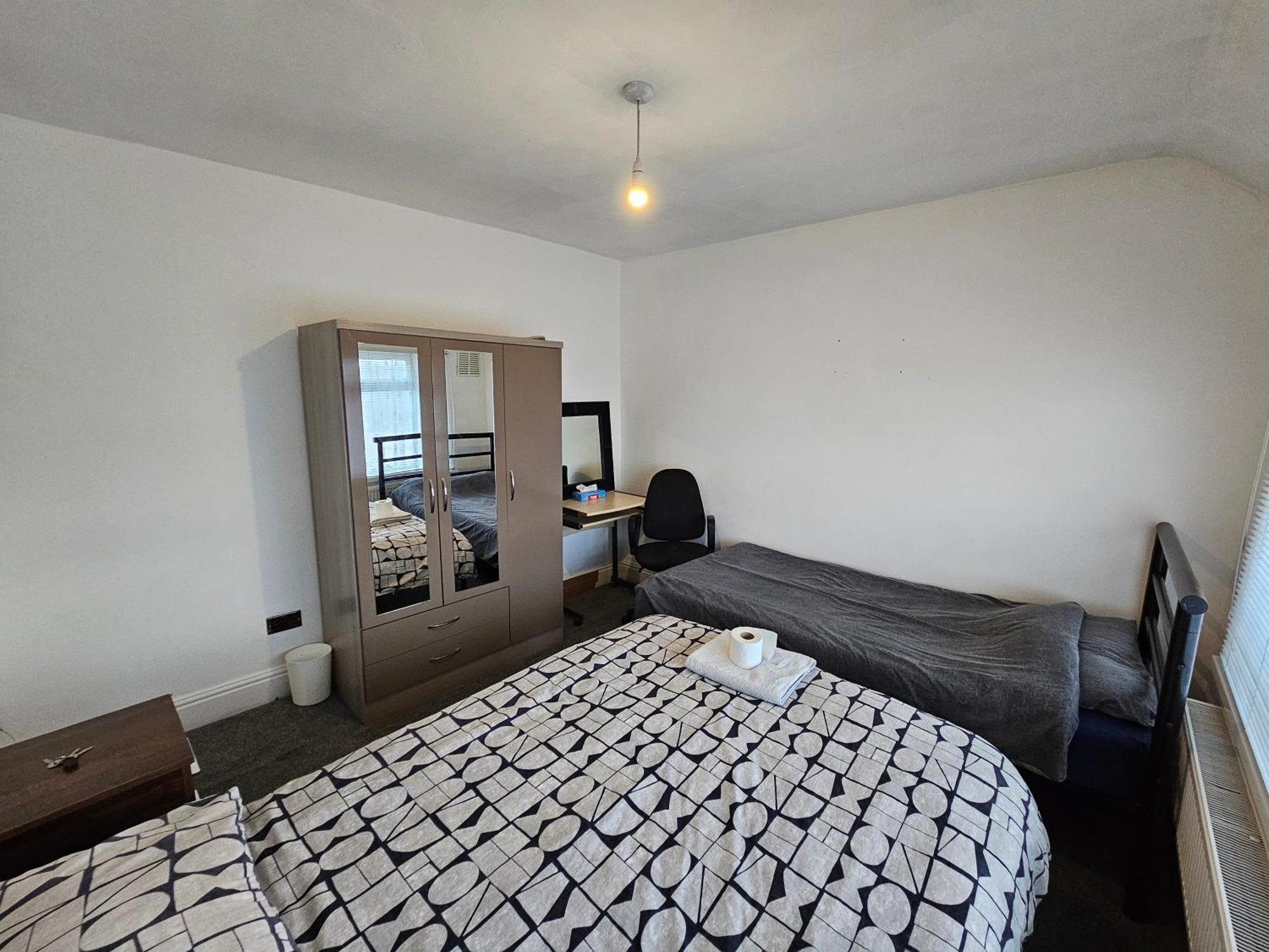 Monyhull Homestay - Near City Centre Kingsheath Nia Nec Bhx Birmingham Exterior foto